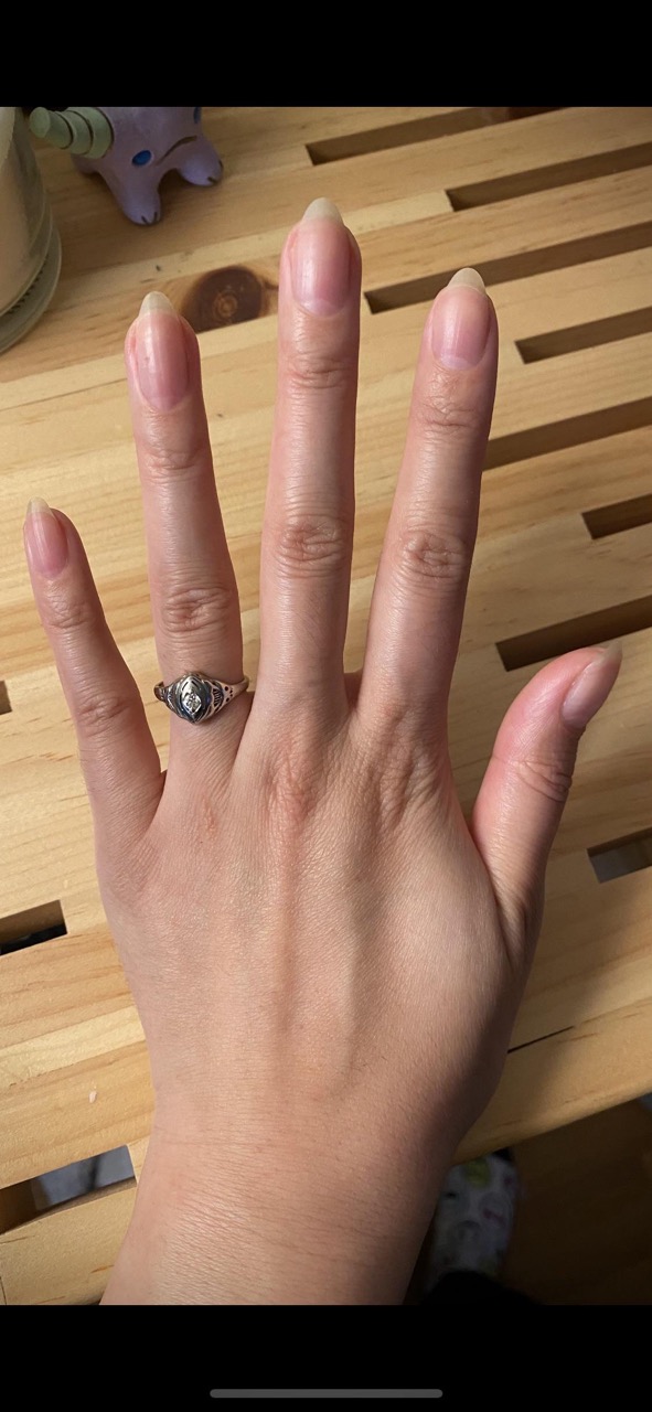 Hi! I recently changed nail shape after always sticking to square. Looking for feedback on if it suits my hands or if theres anything I could be doing betterdifferently. Still a newbie! Large.jpeg